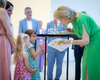 Koningin Mathilde viert 10 jaar toonaangevende moeder- en kindzorg in UZA