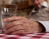 Déshydratation et troubles de l’attention chez les personnes âgées ou d’âge moyen