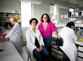Eerste klinische studies voor kankervaccin in voorbereiding door VUB Yamina Krossa Fonds