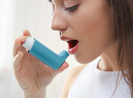 Het gebruik van geneesmiddelen voorgeschreven voor de behandeling van kinderen met astma in België