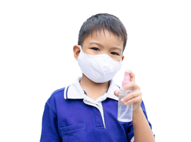 Mise en garde contre les incidents avec du gel hydroalcoolique chez les enfants