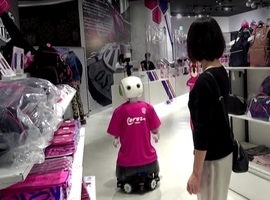 Japon: un robot rappelle aux clients de porter un masque