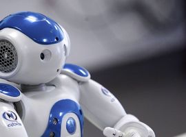 La société ostendaise ZoraBots met gratuitement 70 robots à disposition des maisons de repos belges