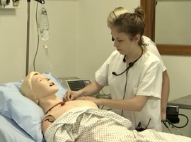 Un laboratoire de simulation clinique pour les futurs infirmiers de la Haute Ecole de la Province de Liège 