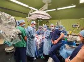 Implant 3D cervico-facial :une première mondiale à Saint-Luc