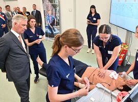 Koning Filip bezoek innovatieve Health Campus in Diepenbeek