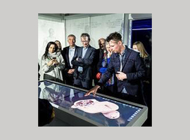 Demonstration of Anatomage, a virtual anatomy table