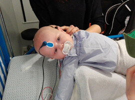 Bijna 9/10 slechthorende Vlaamse baby's tijdig gescreend op evenwicht