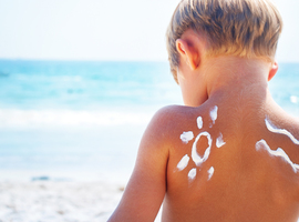 Des protections solaires pour prévenir les lésions d’ADN