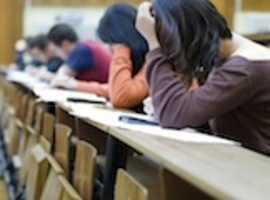 Komt er een identiek en nationaal ingangsexamen voor de studies geneeskunde?