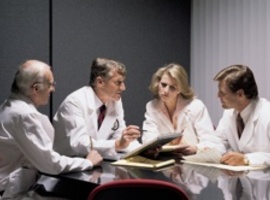 Lupus: kijkt reumatoloog door andere bril dan andere internisten?