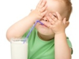 Allergie au lait de vache et RGO: le débat se poursuit