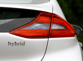 Sommige hybride auto’s zouden fiscaal minder interessant worden