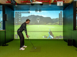 GolfboXL ouvre un centre de golf indoor à Tour & Taxis à Bruxelles