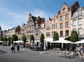 Leuvense Oude Markt test komende donderdag Covid Safe Ticket-polsbandjes uit