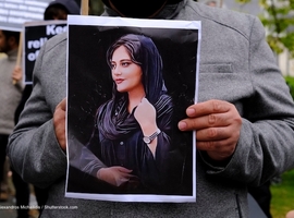 Dood van Mahsa Amini gelinkt aan ziekte en niet het gevolg van een slag, volgens Iran