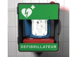 Defibrillator vanaf juli verplicht bij alle voetbalclubs