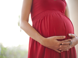 Une infection bénigne au Covid chez la femme enceinte reste risquée pour le bébé (étude)