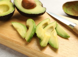 De l’intérêt de l’avocat chez les personnes à risque cardio-métabolique accru   