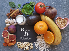 Lien entre le potassium et la survie chez le sujet avec ou sans maladie rénale chronique