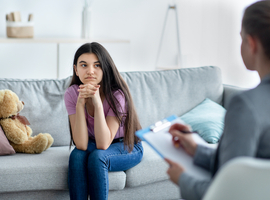 Jongeren met psychische problemen willen liever individueel gesprek bij eerste therapie