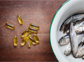 Hebben een voeding met veel poly-onverzadigde omega 3-vetten en supplementen van omega 3-vetten invloed op jichtaanvallen?