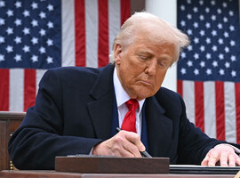 Baisse de 31% sous Trump des financements publics pour la recherche sur le cancer