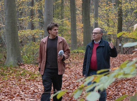 AZ Monica lanceert podcastreeks 'Onzichtbaar veranderd' over en voor NAH's 