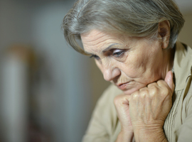 Een scoping review van leeftijdsdiscriminatie ten aanzien van ouderen binnen de kankerzorg