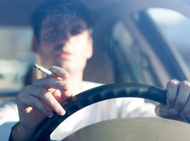 Premier pas vers l'interdiction wallonne de fumer en voiture en présence d'enfant