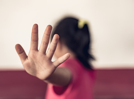 Des milliers de filles risquent encore de subir des mutilations sexuelles en Belgique