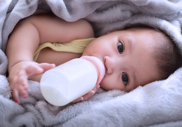 Overheid wijst ouders op gevaren van hormoonverstoorders vanaf eerste 1.000 dagen