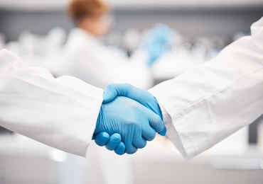 Consensus d’experts sur le traitement des maladies inflammatoires à médiation immunitaire par inhibiteurs de Janus kinase