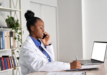 Télémédecine: c’est moins cher