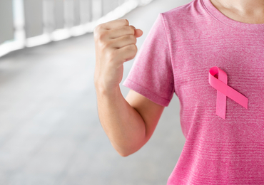 La reine Mathilde participe à des tables rondes pour la recherche contre le cancer du sein