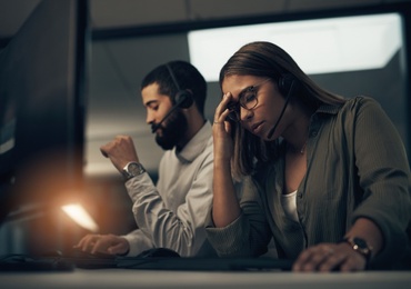 L’impact du travail de nuit irrégulier sur la fréquence des crises migraineuses