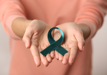 Cancer de l’ovaire: un test sanguin pourrait remplacer certaines biopsies invasives