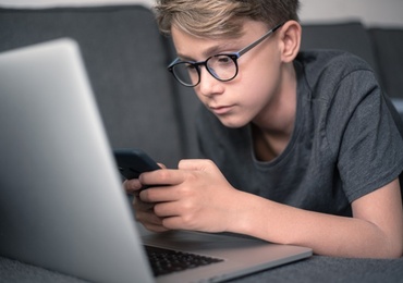 De stille epidemie van een vroegtijdige gokverslaving bij kinderen