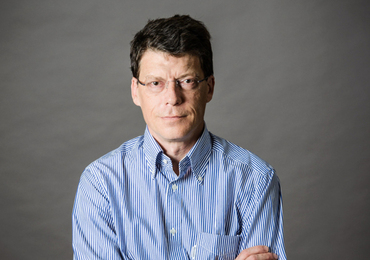 « Il faudrait demander l’autorisation de l’IA avant de prescrire » (Dr Laurent Alexandre)