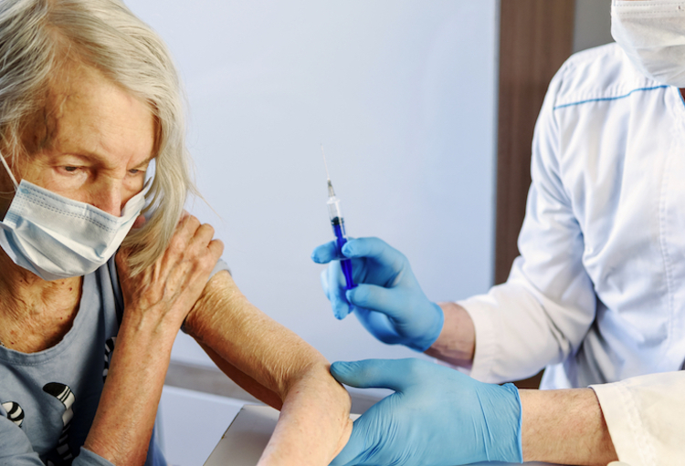 L'appel de médecins à vacciner les personnes âgées contre le VRS