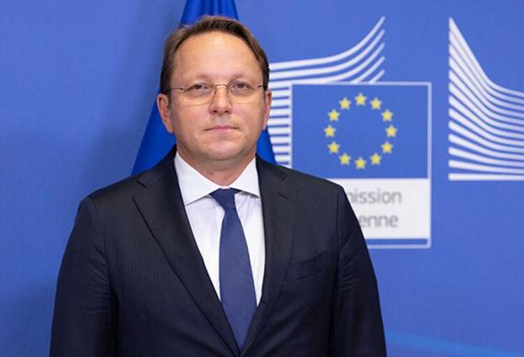 EU：ハンガリー保健委員の到着を待つ
