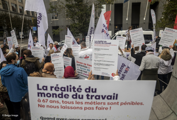 Geneeskunde voor het Volk protesteert aan kabinet ...